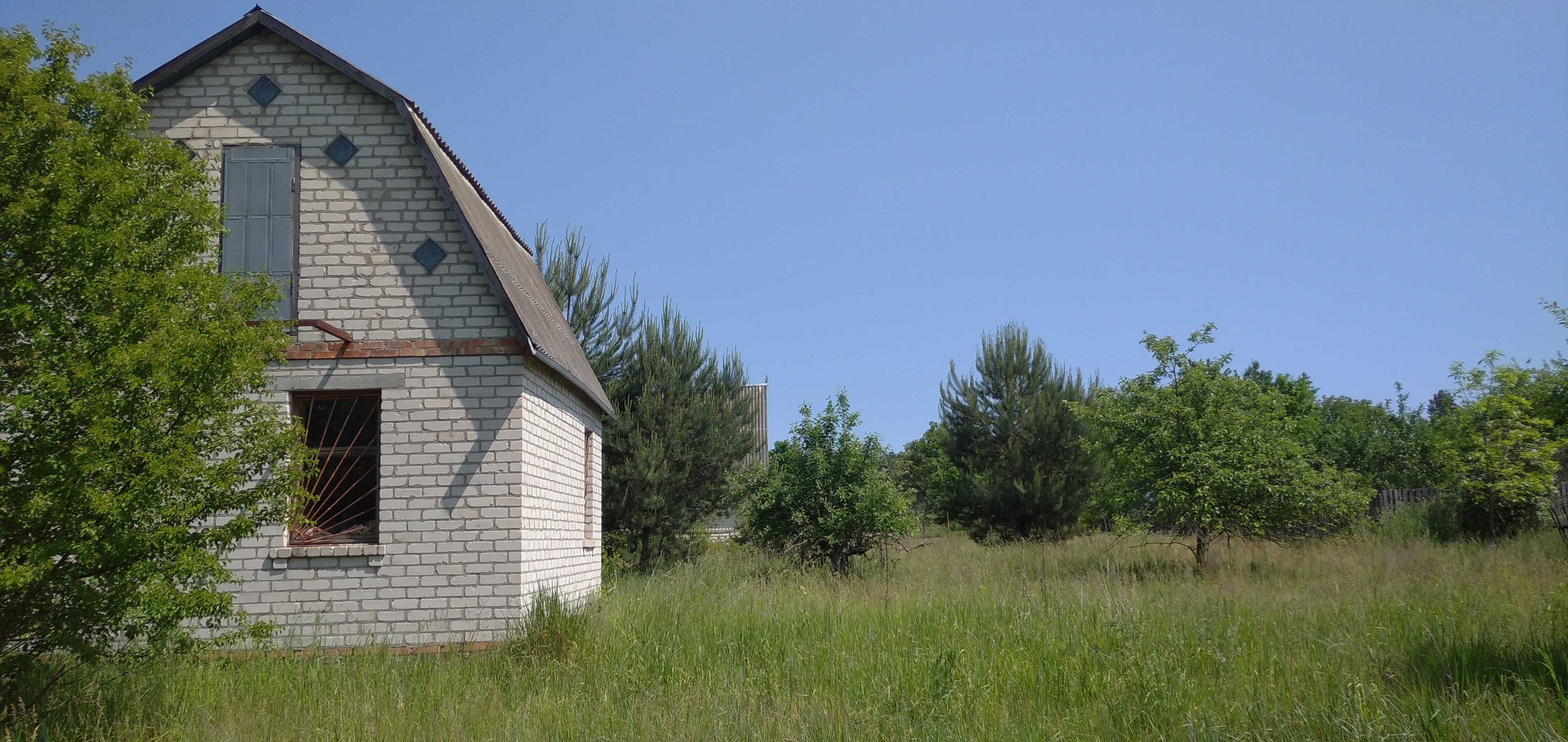 Дачний будинок з ділянкою в с.Веприк, фастівського р-ну.