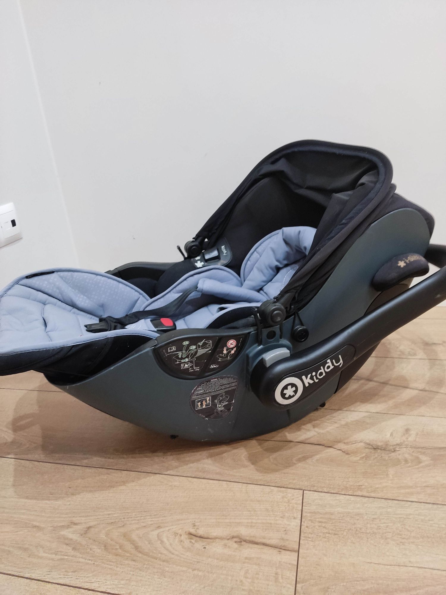 Fotelik/nosidełko Kiddy Evoluna i size ISOFix
