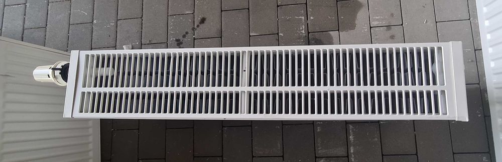 Grzejnik używany 80x35 CV33 !!