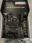 Материнська плата Asrock z390 pro4