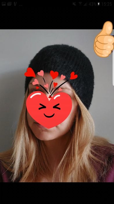 Czarna czapka elegancka