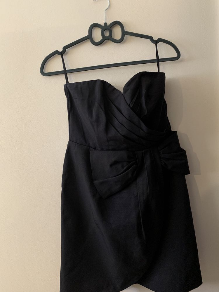 Czarna sukienka z H&M