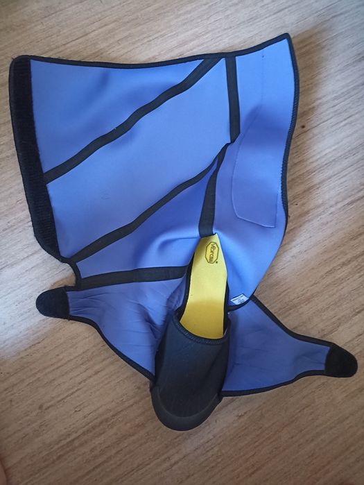 nowe wysokie buty Vibram Furoshiki r.36-38