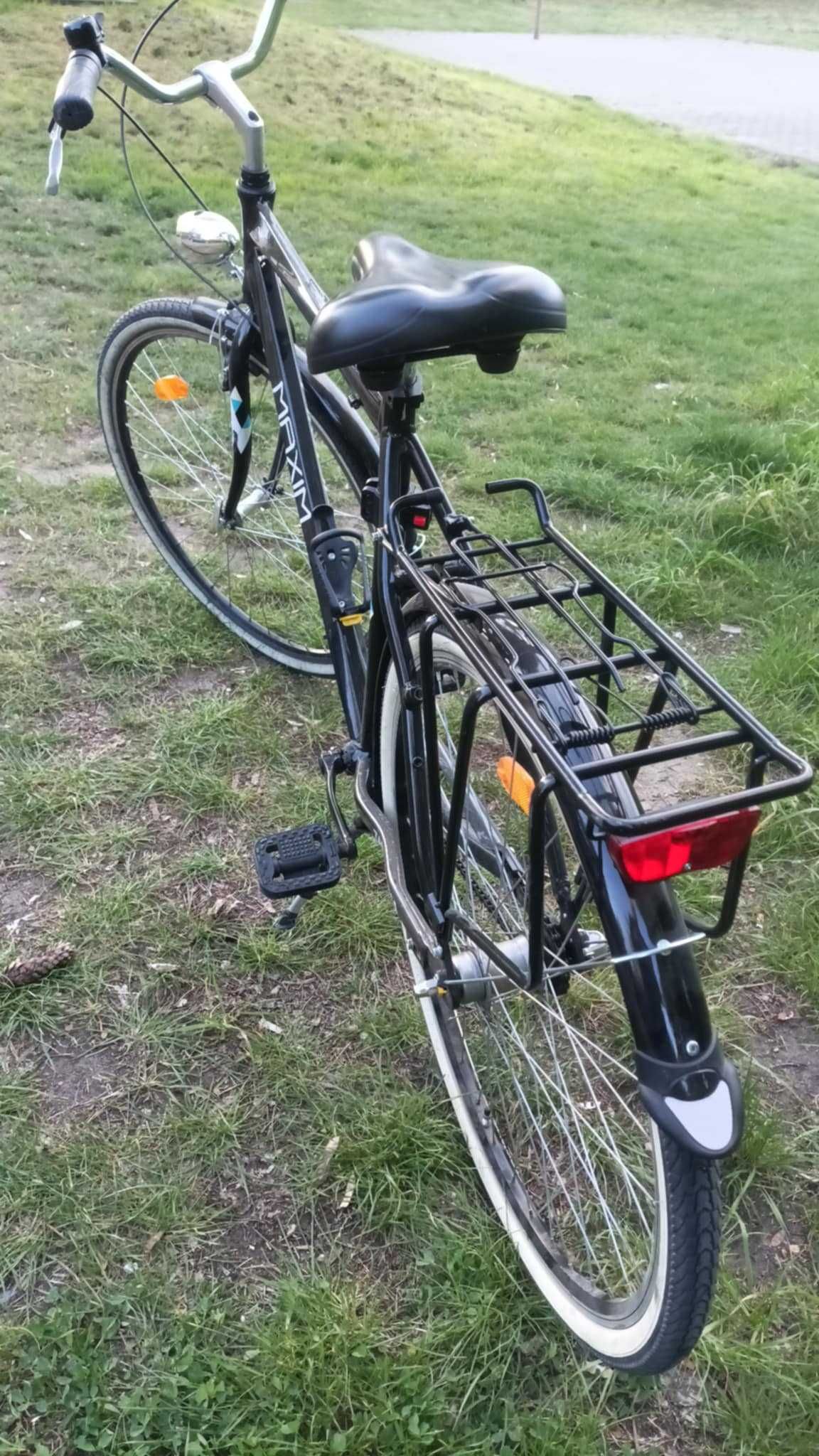 Czarny Rower Trekingowy MAXIM, Przerzutka 3-Stopniowa