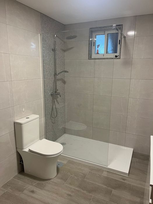 Arrendo andar moradia renovada