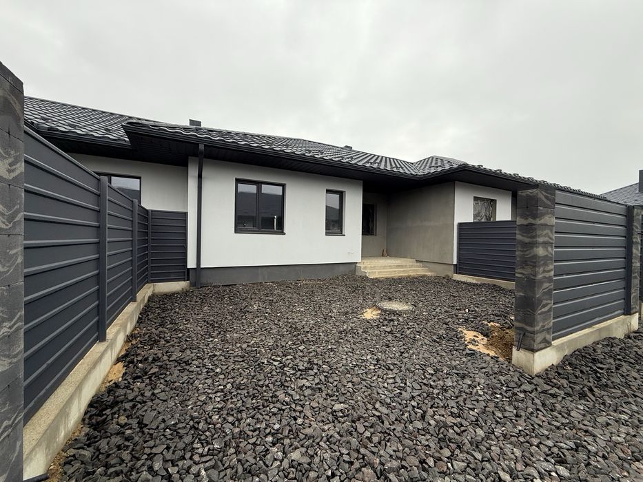 ПРОДАЖ стильного дуплексу з ремонтом в с.Струмівка