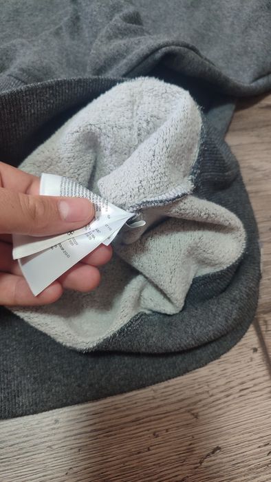 Продам  кофту TNF  серого цвета