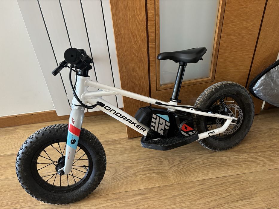 Bicicleta/mota eletrica infantil criança Mondraker Grommy 12 branca
