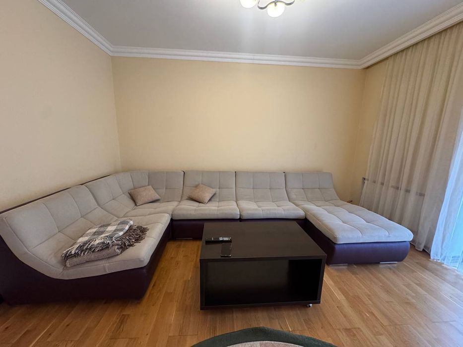 Оренда затишного котеджу в чудовій локаціі район 12 школи.