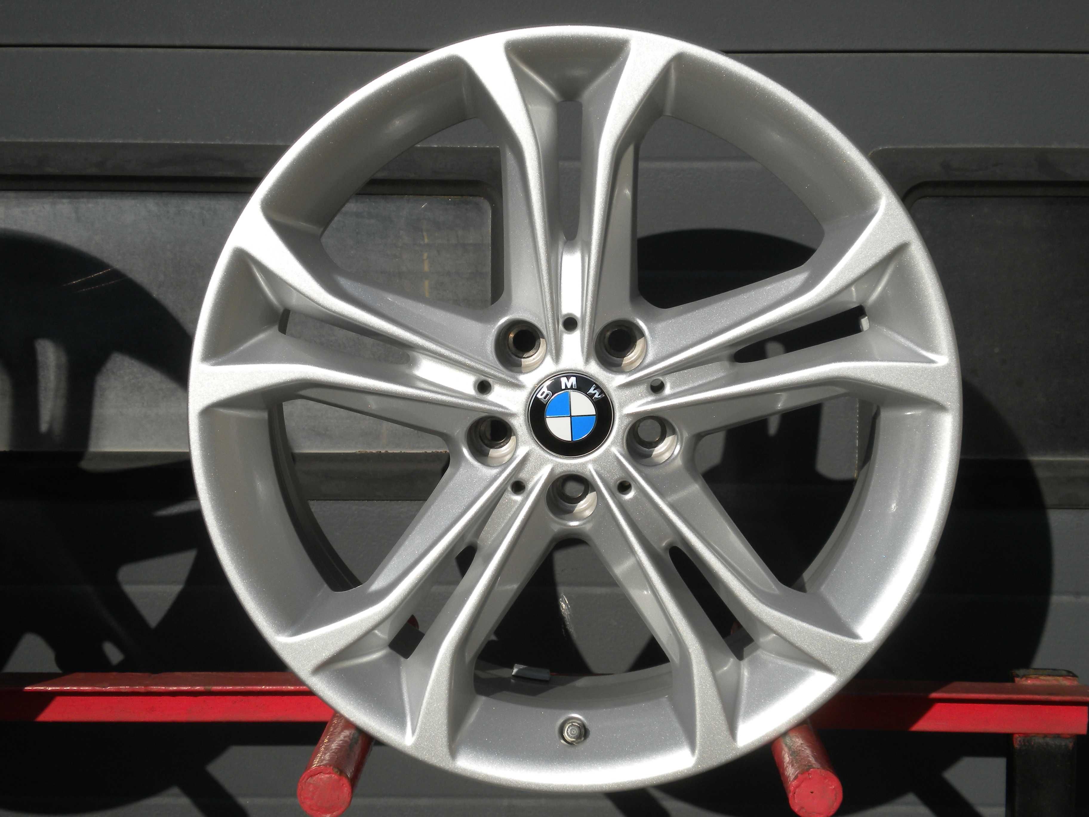 Felgi aluminiowe 18 5x112 Oryginał BMW X3 G01 X4 G02 TPMS BardzoŁadne