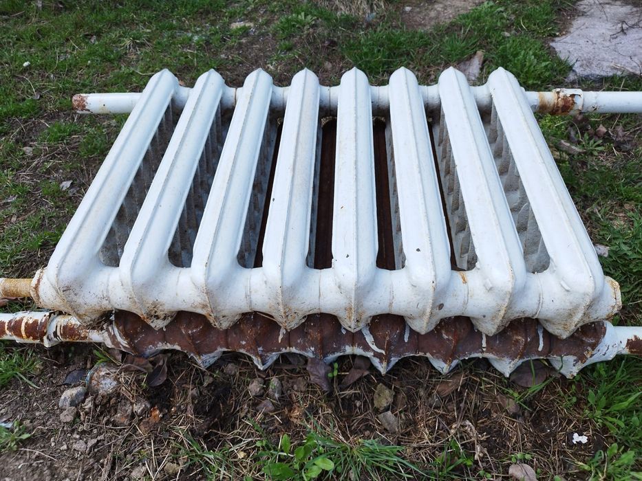 Продам чугунные радиаторы