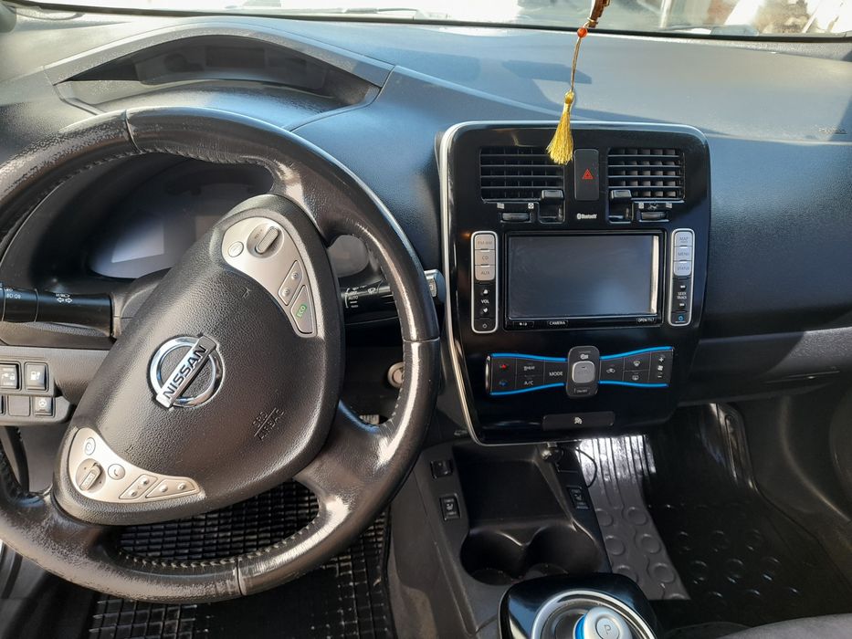 Нісан ліф Texna 24kv. Nissan Leaf. Zero Emission