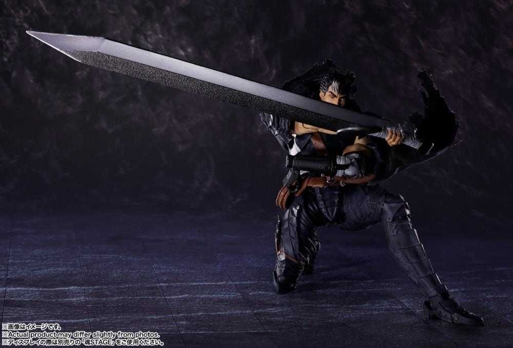 Фігура Берсерк Гатс Berserk S.H.Figuarts Guts (Berserker Armor)