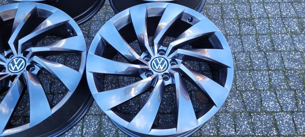 20" VW Arteon Oryginal 5x112 8j et40  R-line 3G8  Passat Shadow Chrom