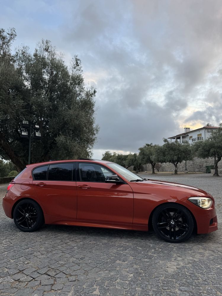 BMW SERIE 1 2012 Full pack m / Full extras