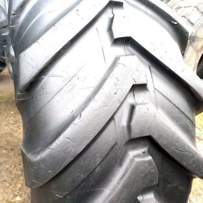 500/70 R24 Michelin б/у шини до трактора навантажувача 1шт | 2402006
