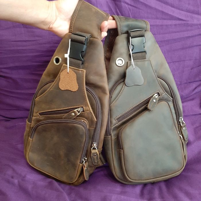 Чоловіча шкіряна сумка.