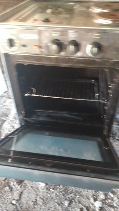 Fogão a gás e eléctrico