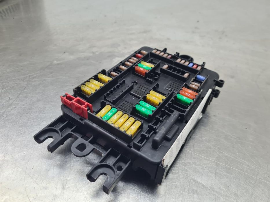 Caixa fusíveis / SAM / BSI BMW 1 (F20)