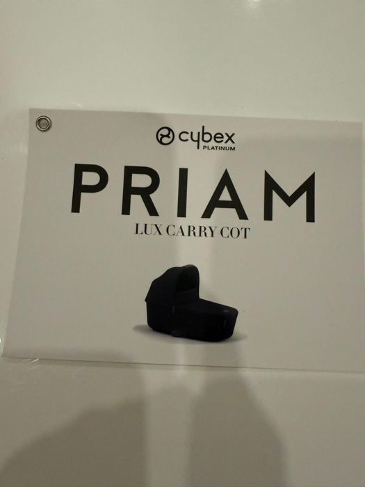 Alcofa Cybex platinum priam lux carry cot.