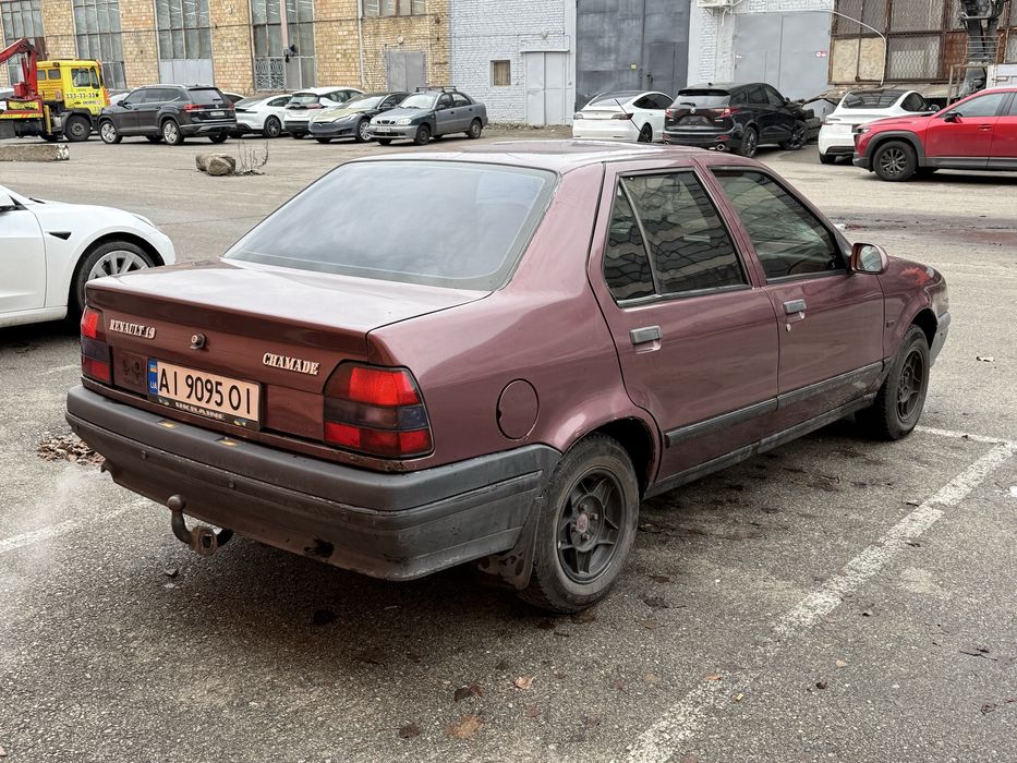Продам Renault 19 1.7 бензин 1990р