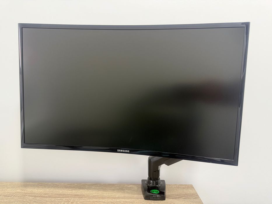 Монітор 27" Samsung Curved C27F396F (LC27F396FHIXCI)