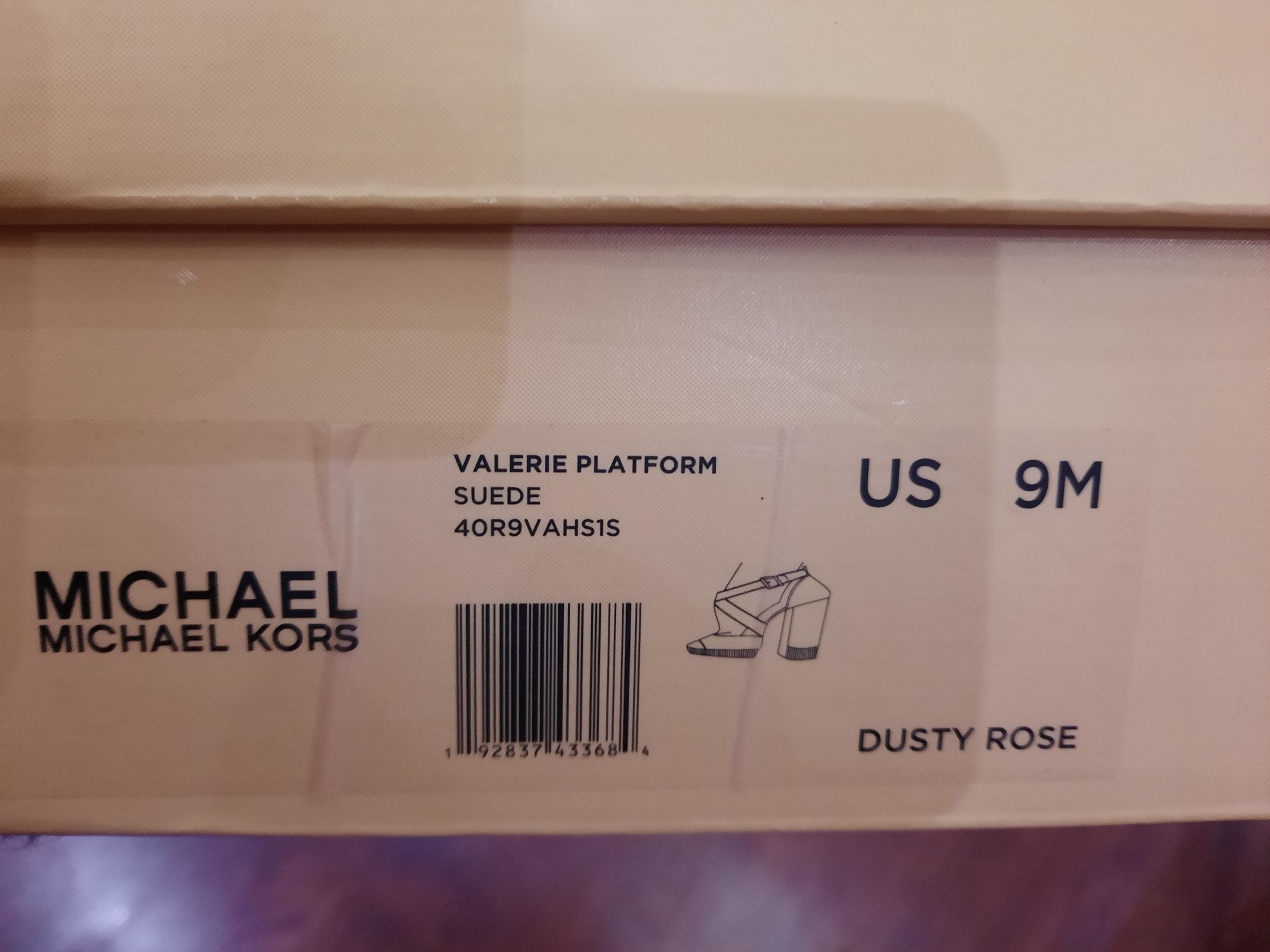 MICHAEL KORS

Valerie platform

Сандалии