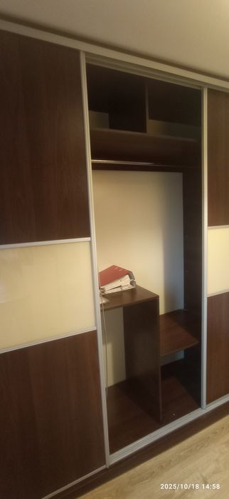 Duża pojemna szafa wykonana na wymiar