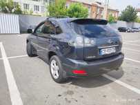 лексус 2004 року 3,0
