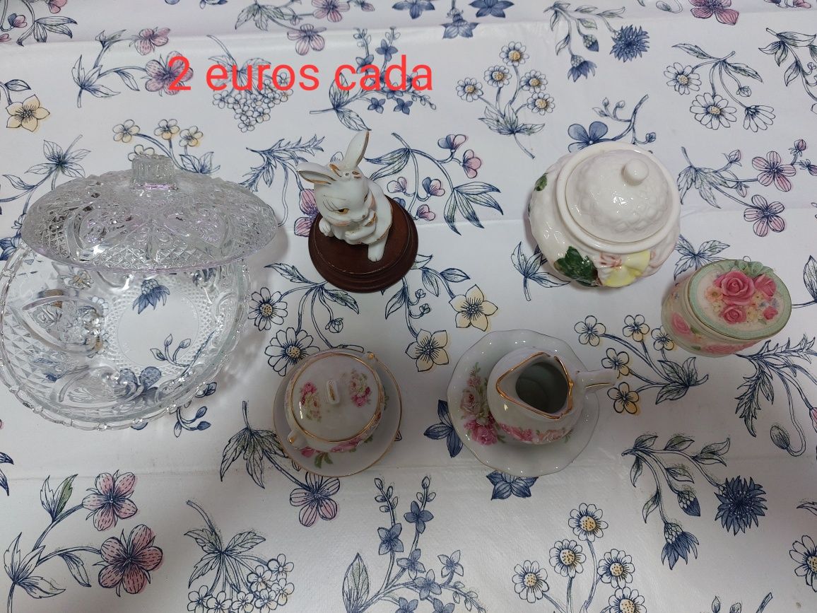 Miniaturas  de loiça