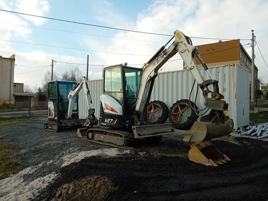 Wynajem koparki bobcat E27