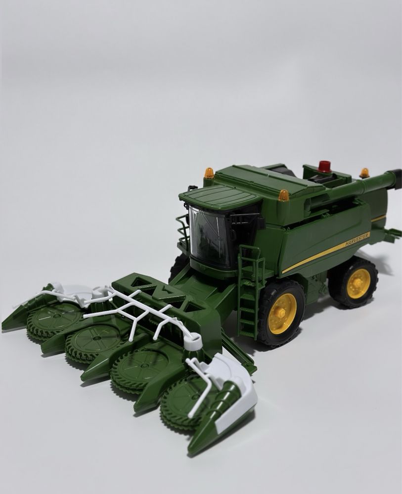 Комбайн John Deere