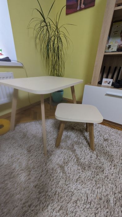 Дитячий столик і стільчик