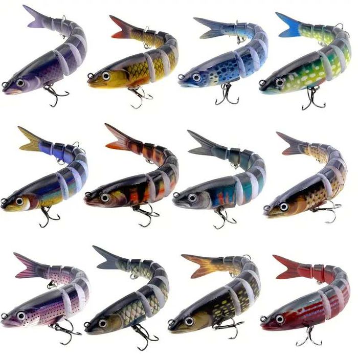 Przynęty twarde 8 segmentów ,13,5 cm. 19 gr. 12 szt. komplet.