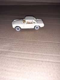 Модель Mercedes 230 sl 1:43