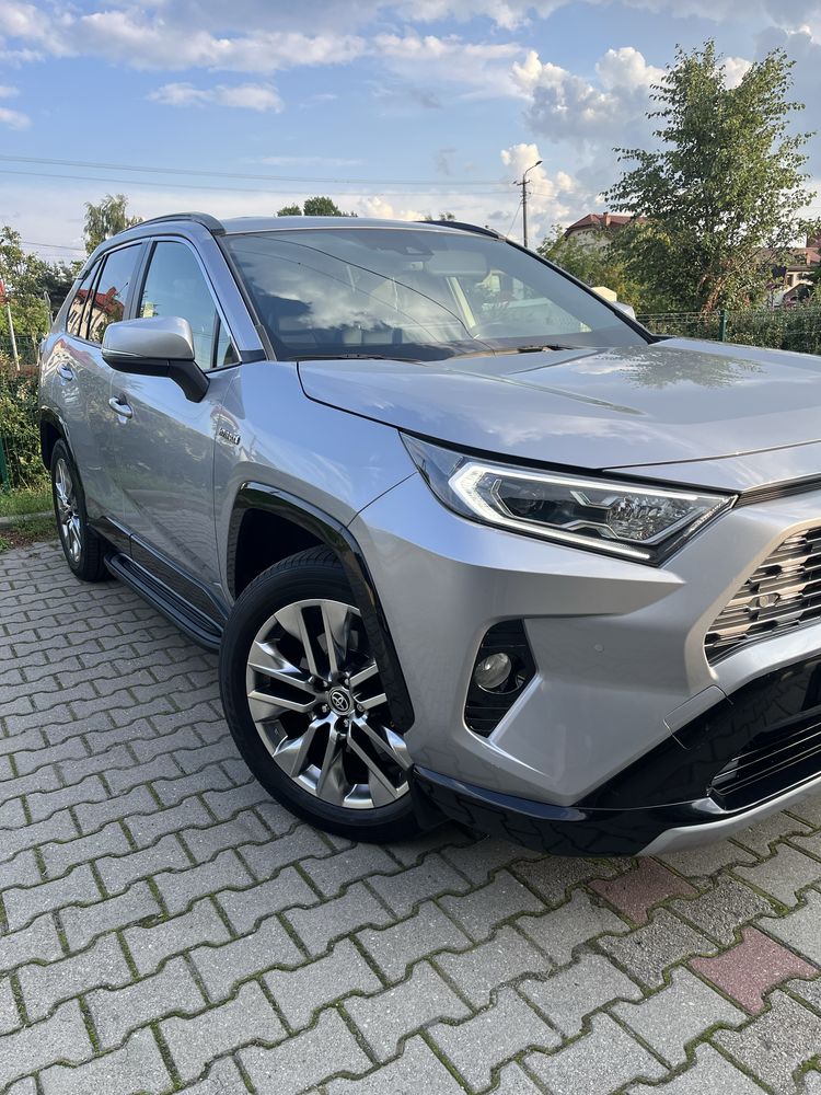 Samochód osobowy Toyota Rav 4