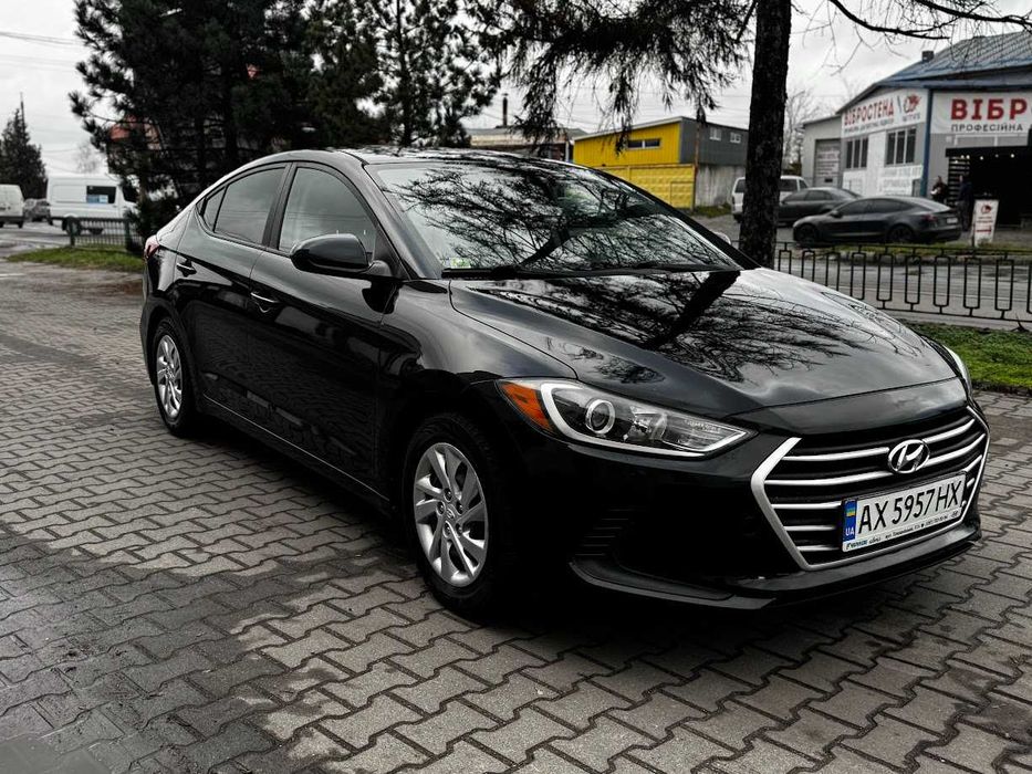 Hyundai Elantra 2.0 AT 2016 газ/бензин, автомат — без вкладень