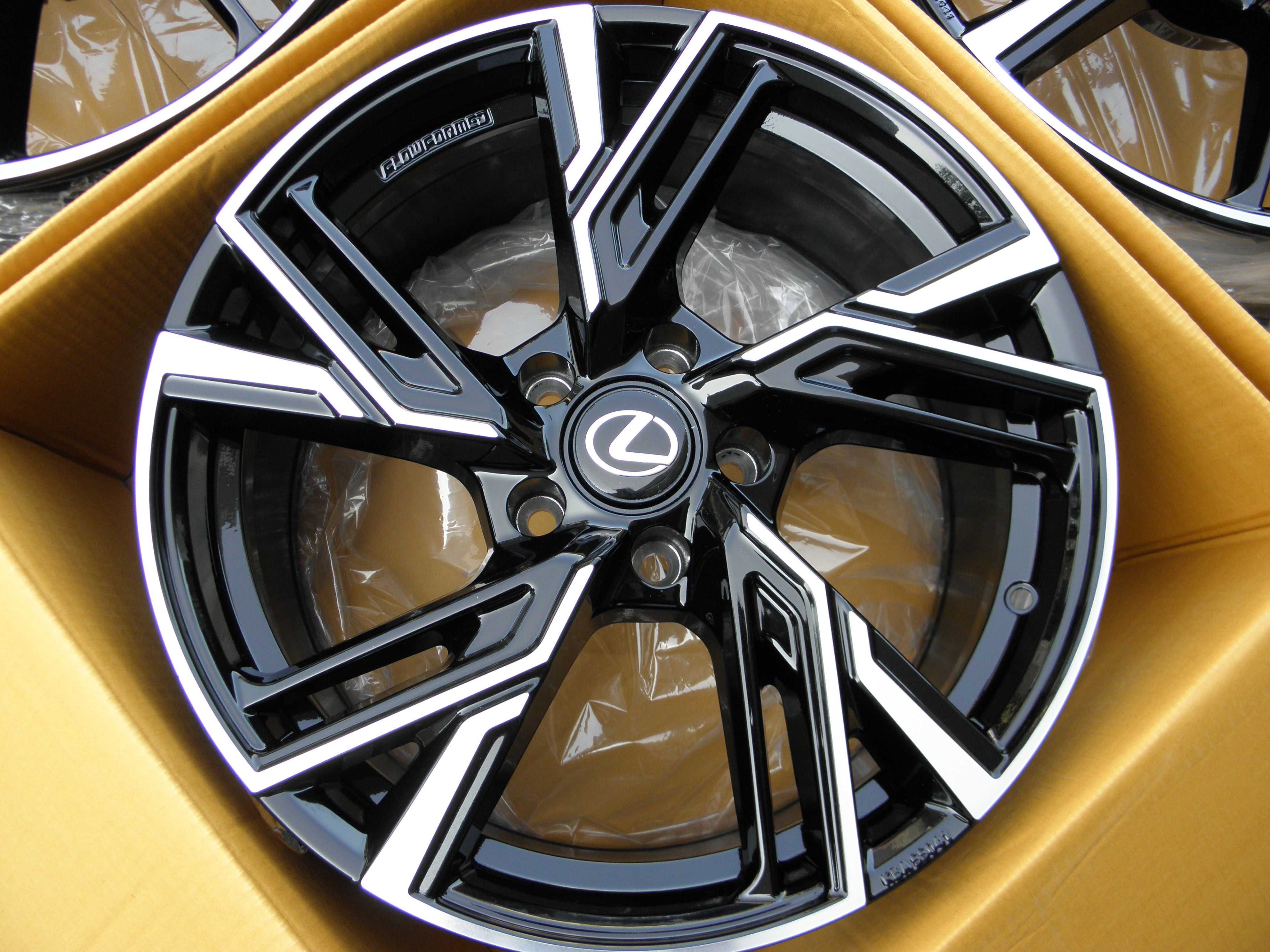Felgi 18 Lexus ES HS NX RX RZ 5x114,3 Mam RS5 Nowe