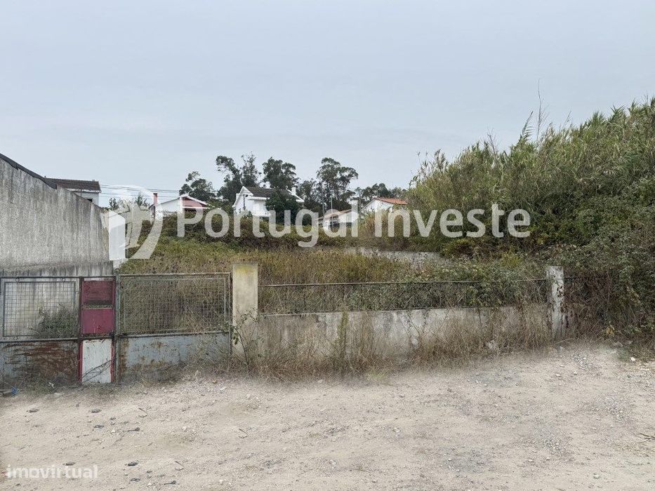 Terreno de 371 m2 para construção na Sobreda, Almada