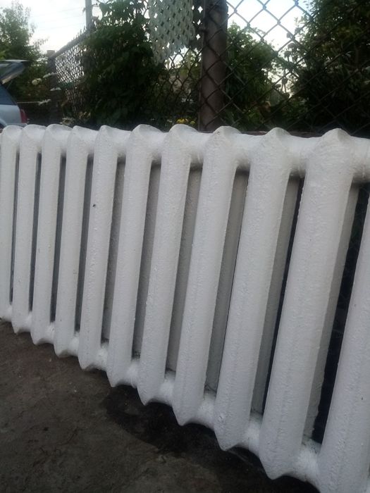 Продам чугунні батареї 2 шт (бу) НЕДОРОГО
