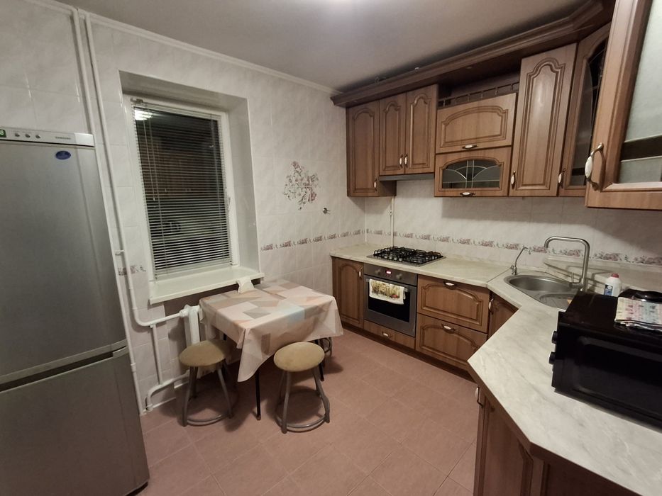 подобово, 4кім. квартира, бульвар Шевченка