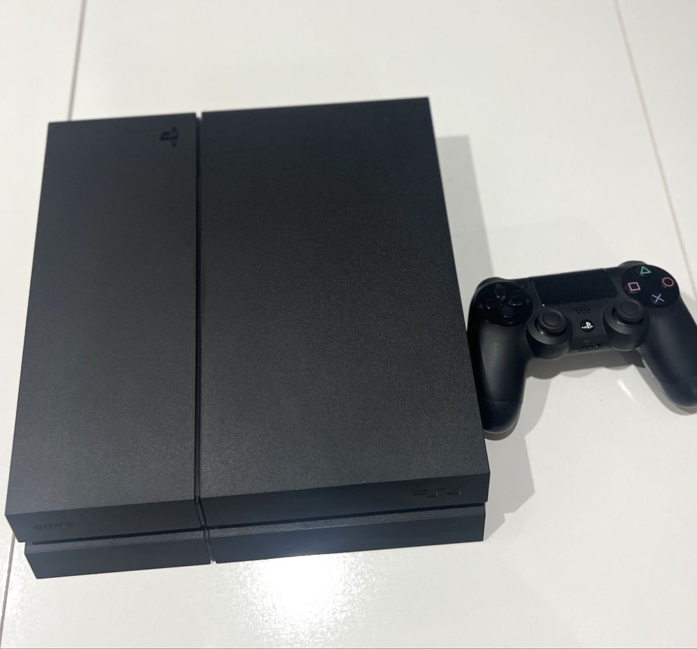 Playstation 4 - 500gb