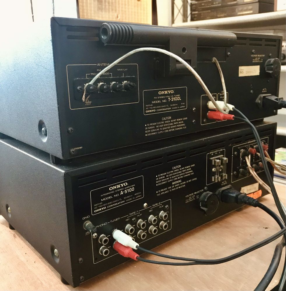 Conjunto ONKYO Amplificador e Tuner - Loja Grundig Clássicos