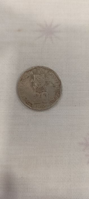 Moeda de 20 escudos