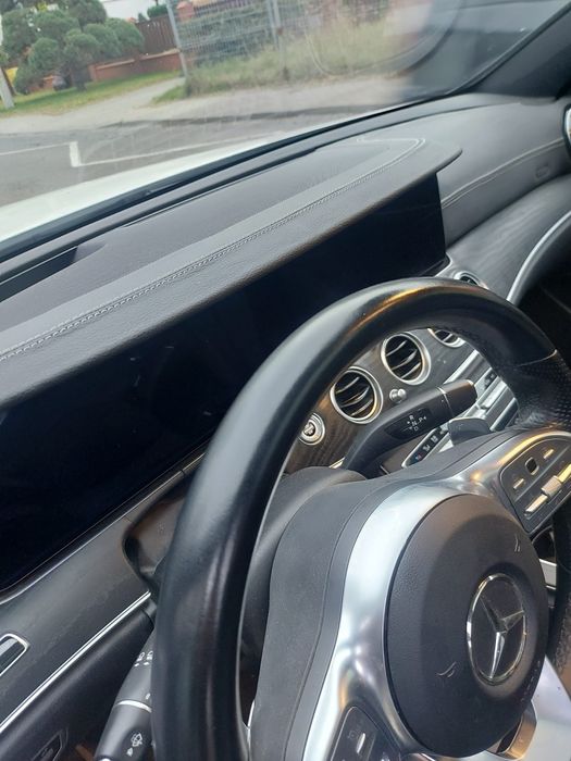 Deska konsola skóra mercedes w213.