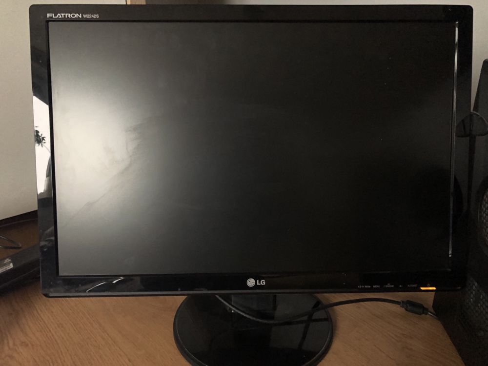 Komputer LG monitor