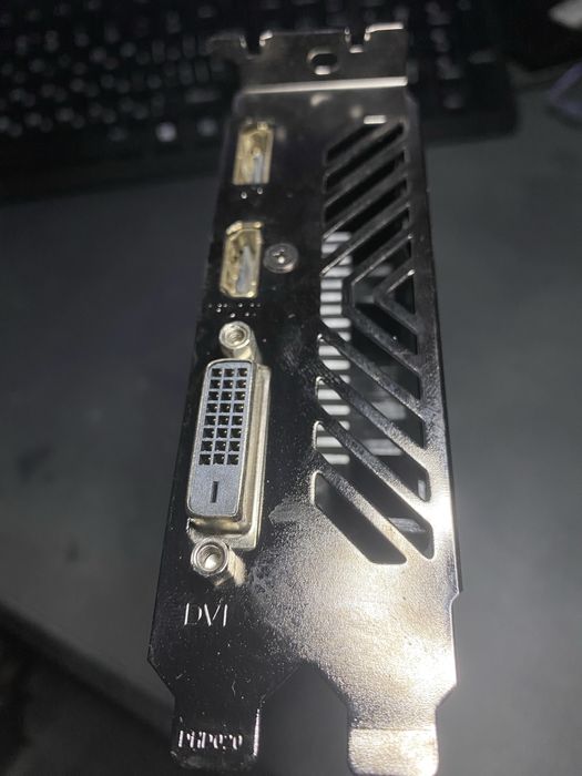 Відеокарта GIGABYTE GeForce GTX 1650 OC 4G