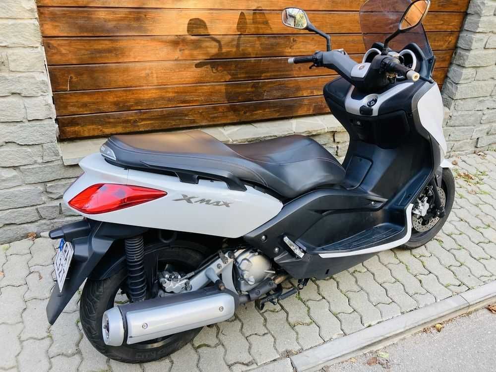 Yamaha X Max 250 - super stan