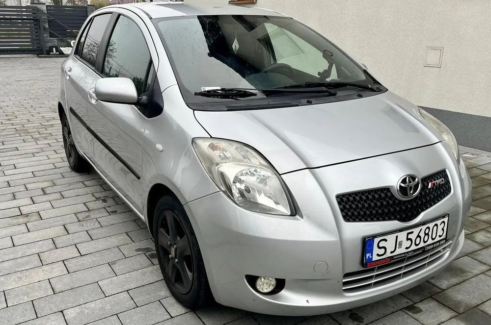Toyota Yaris Toyota Yaris II 1.3 + LPG, 5 drzwi krajowy, przyciemniane szyby
