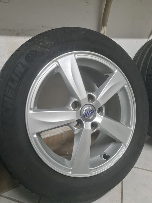 Диски R16 5/108 з шинами Volvo, Ford